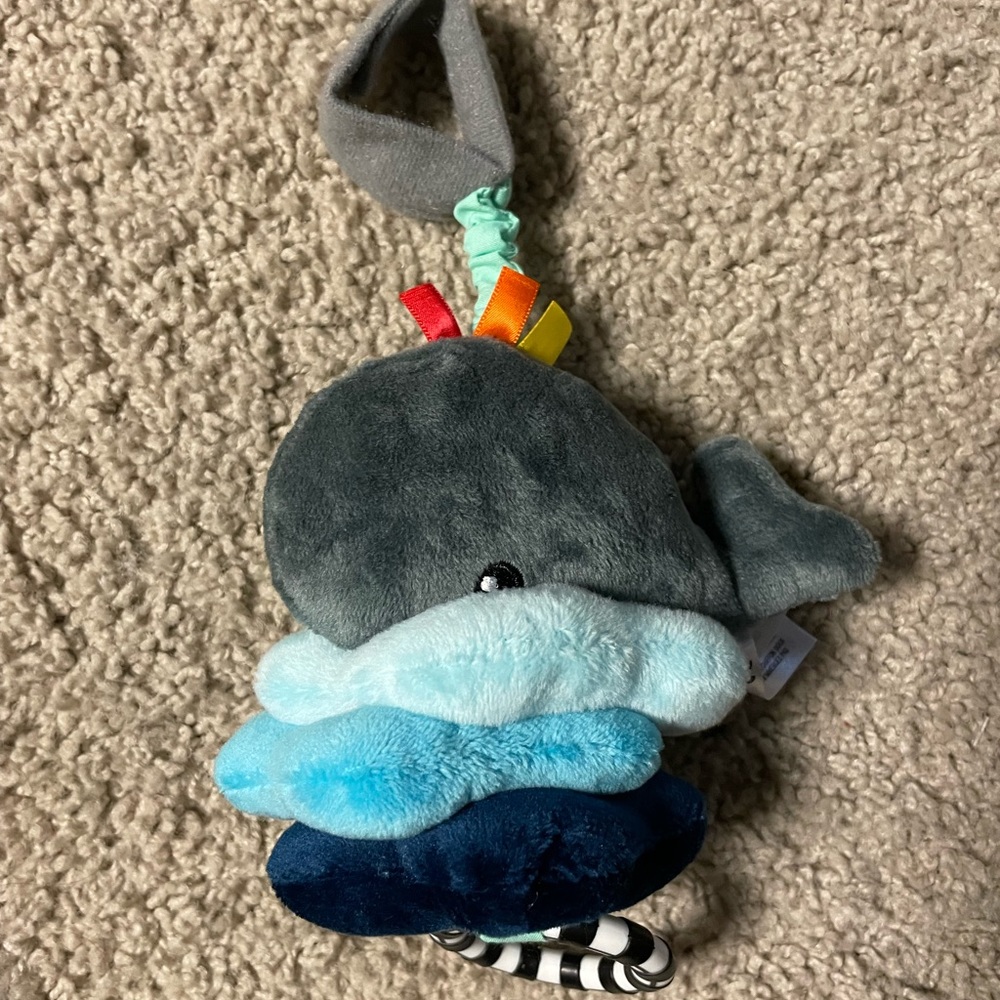 Car seat rattle
